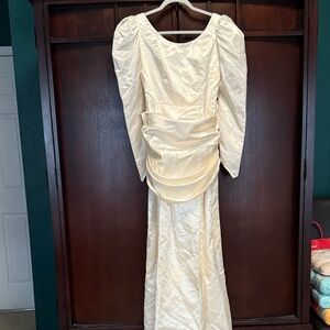 Vintage Cream Long Sleeve Wedding Dress